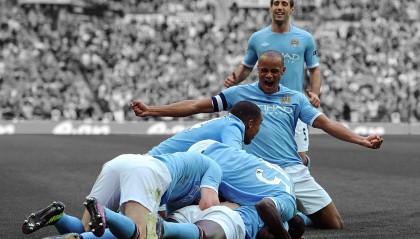 开云体育官方网站-中超联赛球员表现全面出色，技战术配合默契，中超各队人员名单