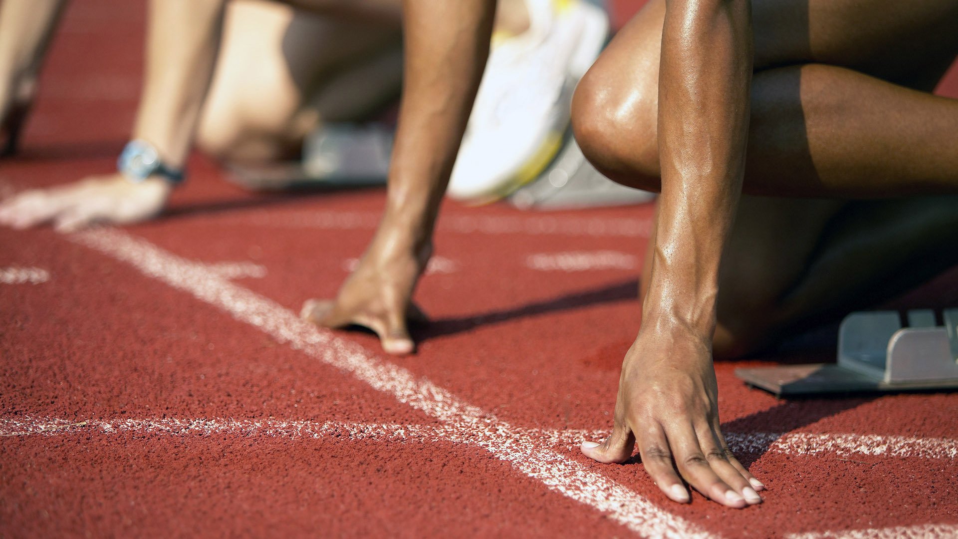 女足比赛选手赛场表现稳定,球迷欣喜观望,女足队员介绍